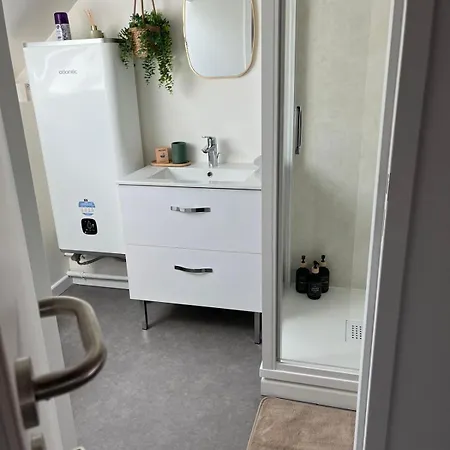 Studio Cosy - Climatisation- Centre Nemours - Gare - *