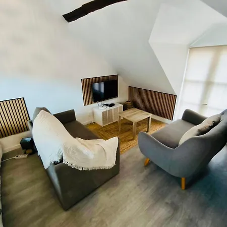 Daire Centre Nemours Studio Cosy Tout Equipe Et Climatise - Proche Gare